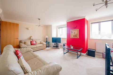 1 bedroom flat for sale, Rectory Avenue, Rochford SS4