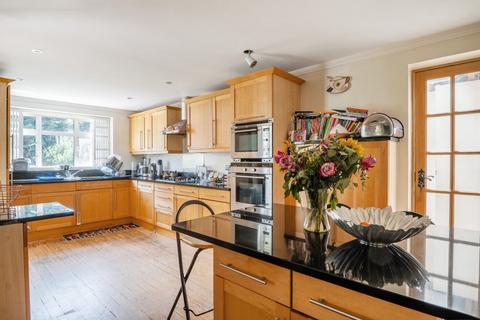 undefined, Stone Park Avenue, Beckenham, BR3