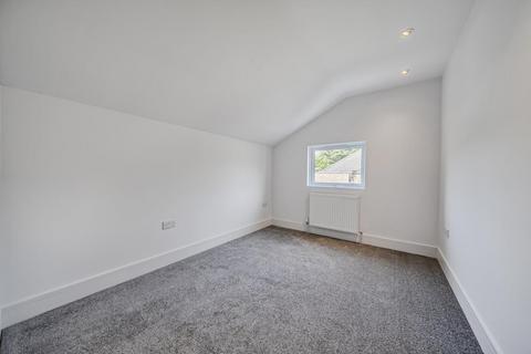 53 Engleheart Road, London, SE6 2HN