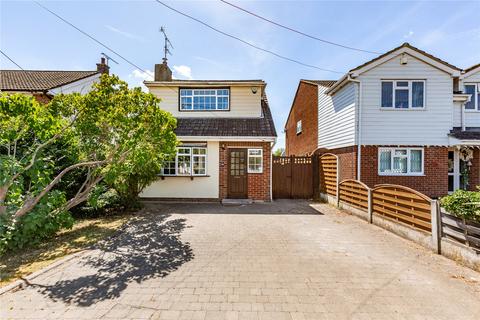 3 bedroom detached house for sale, Station Avenue, Wickford, Essex, SS11
