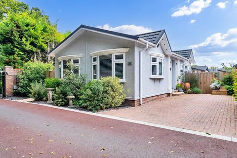 2 bedroom park home for sale, London Road, Royston SG8