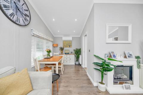 2 bedroom park home for sale, London Road, Royston SG8