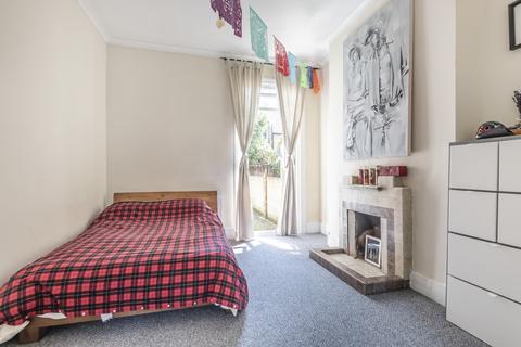 1 bedroom flat to rent, Rhodesia Road, Clapham North, London, SW9