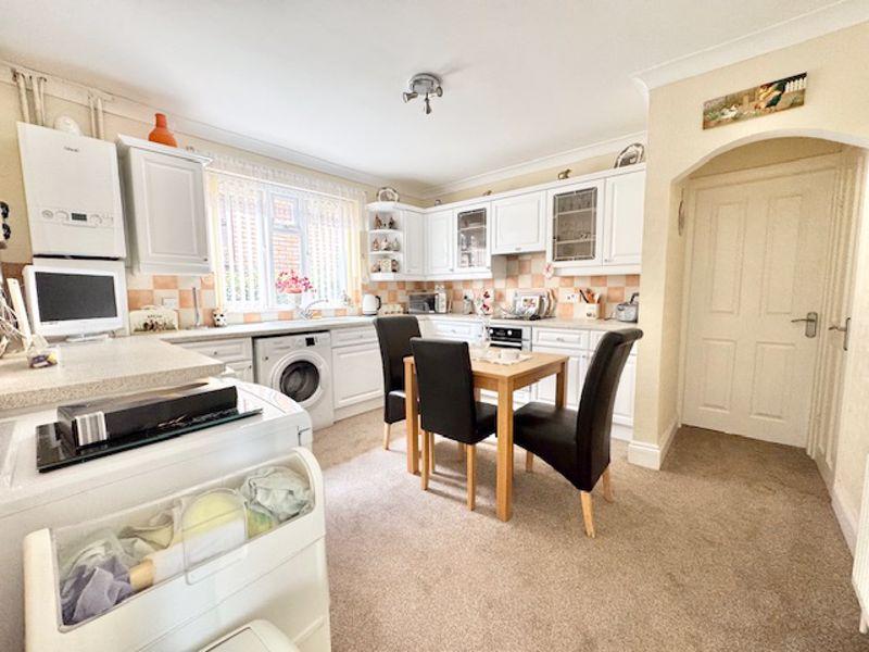 Annexe kitchen diner
