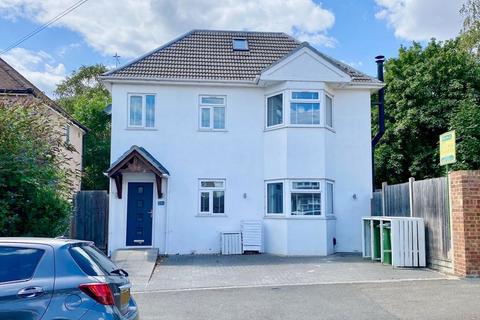 33a Woodside Road, Bexleyheath, DA7 6LB