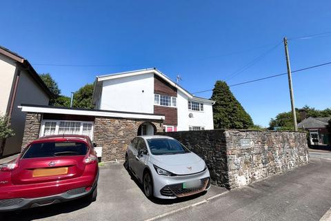 5 bedroom detached house for sale, Cedar House, 10 Carreg Arwyn, Llanharry, Pontyclun CF72 9LG