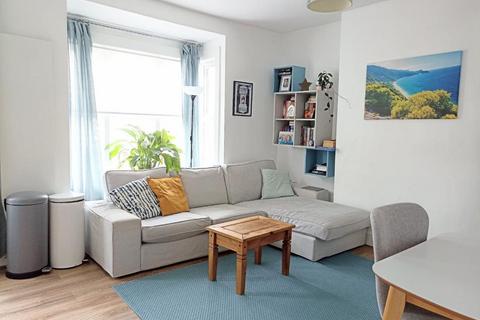 2 bedroom maisonette for sale, First Avenue, Bush Hill Park