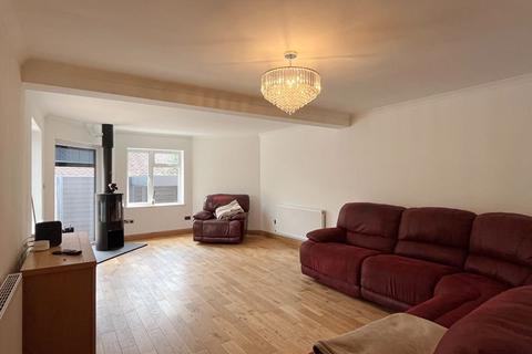 3 bedroom detached bungalow for sale, Rugeley Road, Burntwood, WS7 9BE