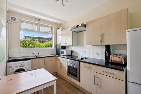 2 bedroom apartment for sale, Damien Court, Whitechapel, E1