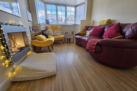 3 bedroom end of terrace house for sale, Aldridge Road, Great Barr, Birmingham B44 8NB