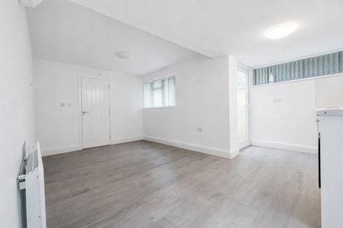 undefined, (Bills Included) Studio Annex To Let - HP11