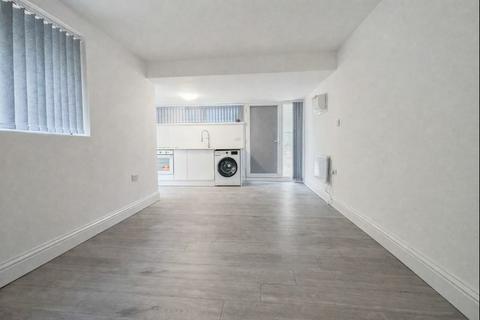 undefined, (Bills Included) Studio Annex To Let - HP11
