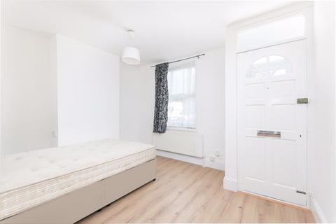 6 Gladstone Road, Croydon, CR0 2BQ