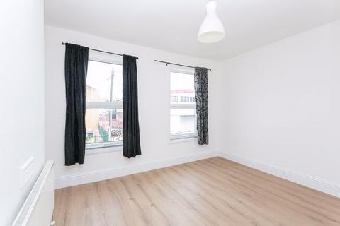 6 Gladstone Road, Croydon, CR0 2BQ