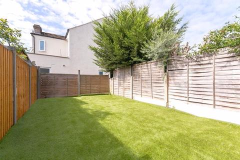 6 Gladstone Road, Croydon, CR0 2BQ