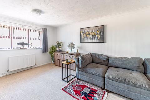 2 bedroom flat for sale, Beehive Walk, Old Portsmouth