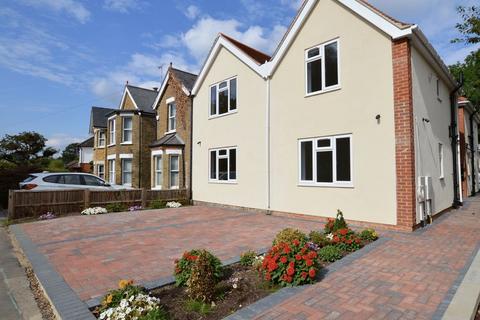 1 bedroom flat for sale, Wellington Road, Hatch End