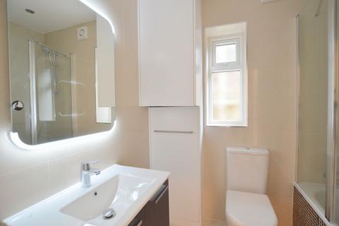1 bedroom flat for sale, Wellington Road, Hatch End