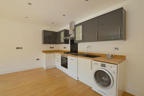 1 bedroom flat for sale, Wellington Road, Hatch End