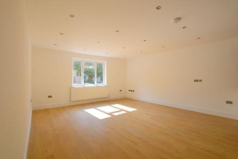 1 bedroom flat for sale, Wellington Road, Hatch End