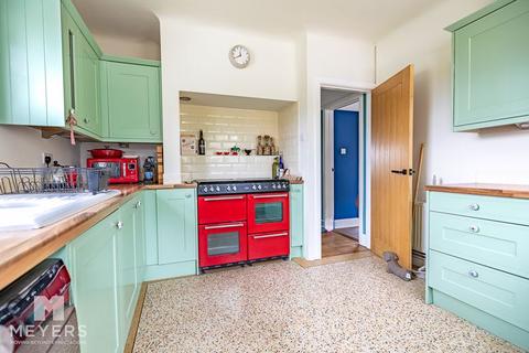 8 Craigmoor Close, Bournemouth, BH8 9LU