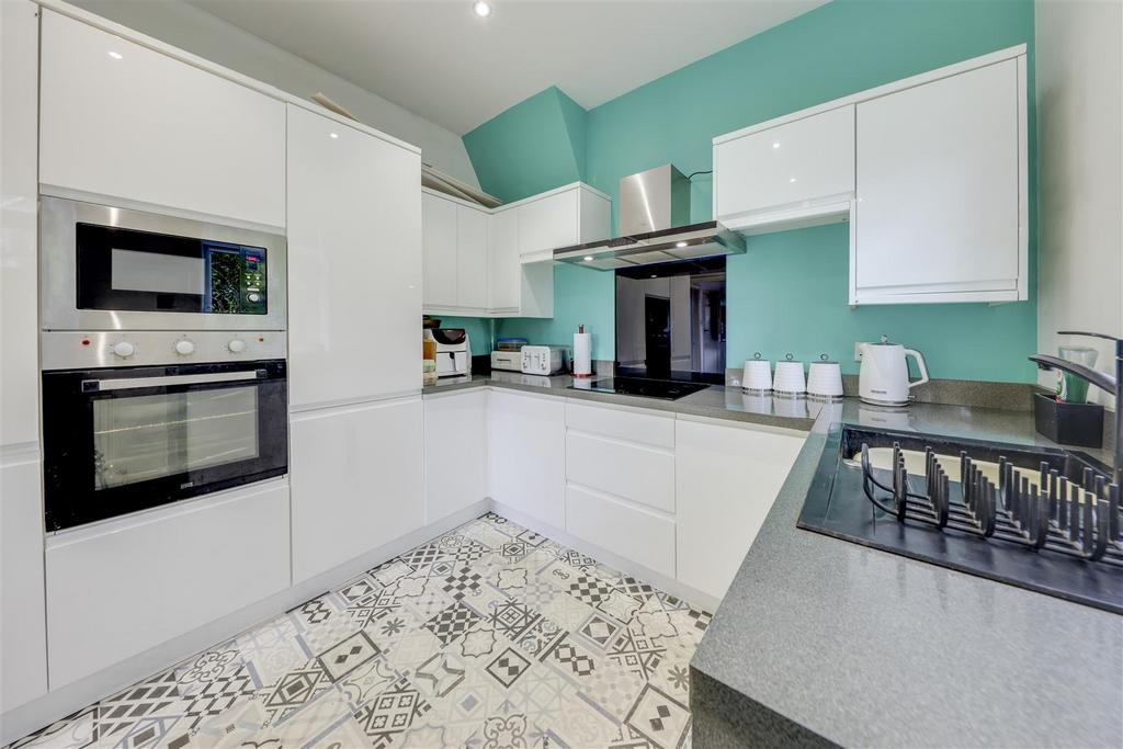 Kitchen Alt 2