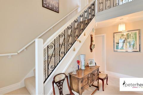 4 bedroom bungalow for sale, Crosslea Avenue, Tunstall, Sunderland