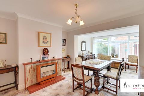 4 bedroom bungalow for sale, Crosslea Avenue, Tunstall, Sunderland