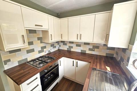 2 bedroom maisonette to rent, Amberley Way, Sutton Coldfield B74