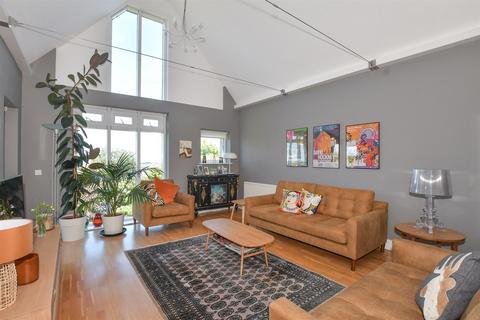 3 bedroom terraced house for sale, Martindown Road, Whitstable, Kent