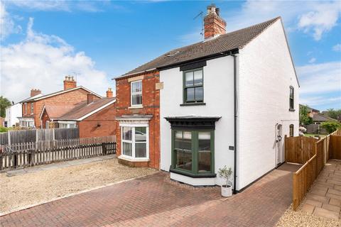 3 bedroom semi-detached house for sale, Meadowgate, Bourne, Lincolnshire, PE10