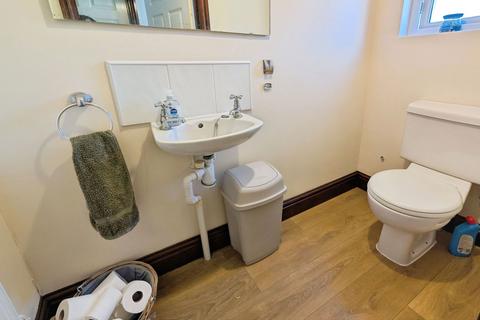 3 bedroom detached house for sale, The Meadows, Neath SA10