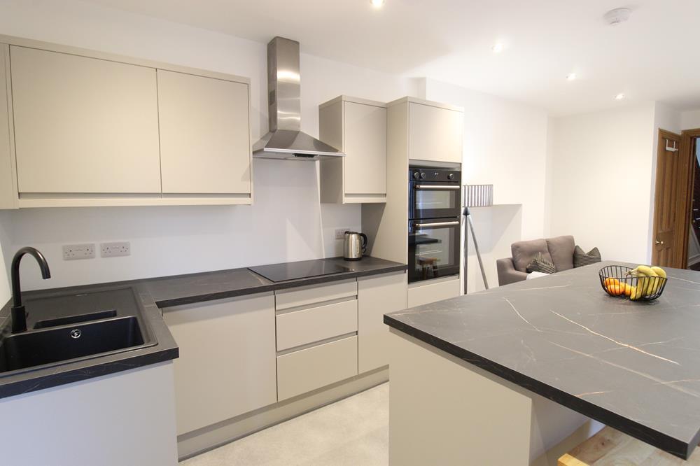 Kitchen alt