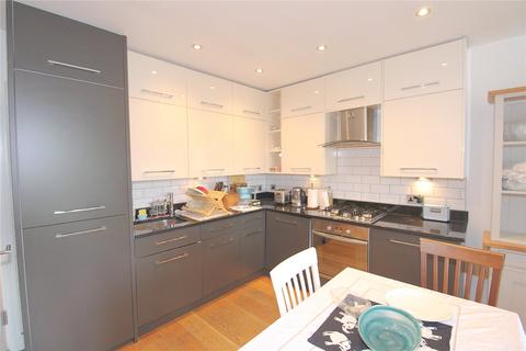 2 bedroom apartment to rent, Auckland Road, London, SE19