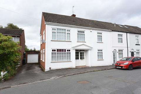 Brook Street, Kingswinford DY6