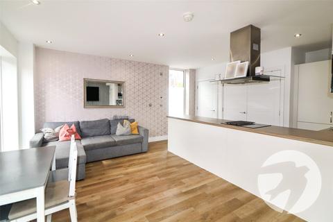 2 bedroom maisonette for sale, Strata Road "The Quarry", Erith, Kent, DA8