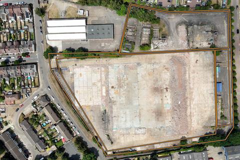 Land to rent, Hythe Hill Colchester CO1 2HW