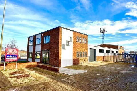 Warehouse to rent, Murdock Rd Bicester OX26 4PP