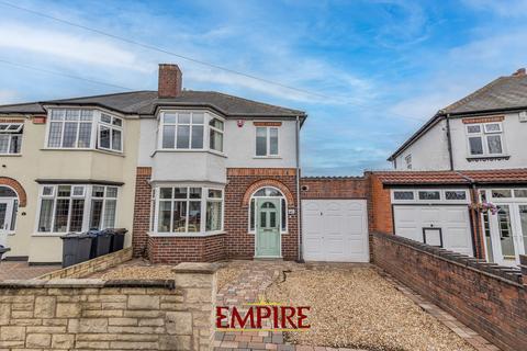 3 bedroom semi-detached house for sale - Hesketh Crescent, Birmingham, B23