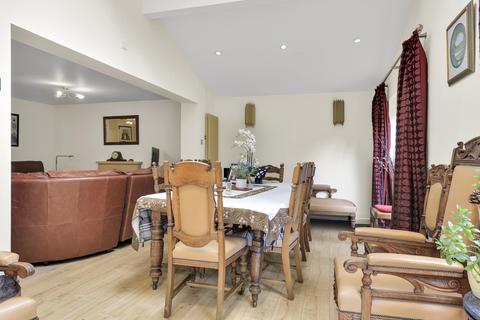 3 Coppice Avenue, Great Shelford, Cambridge, CB22 5AQ