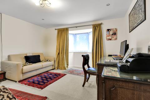 3 Coppice Avenue, Great Shelford, Cambridge, CB22 5AQ