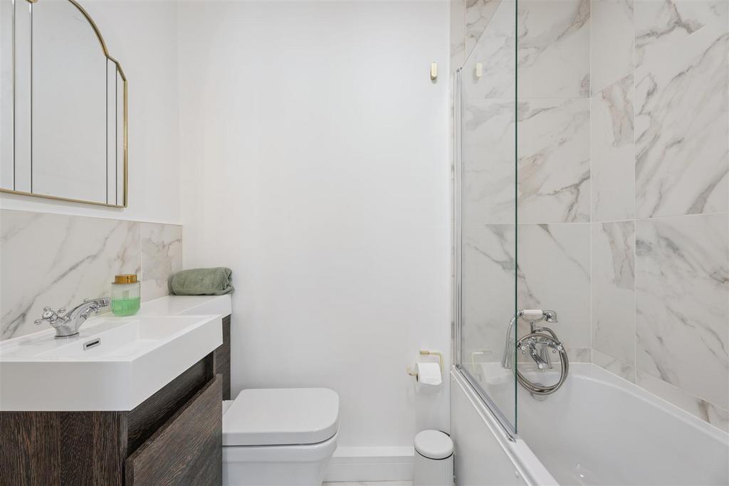 Bedroom Two Ensuite