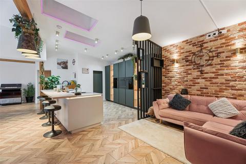 4 bedroom detached house for sale, Ivy Lane, Great Brickhill, Buckinghamshire