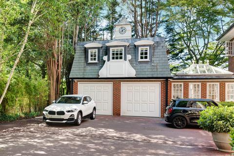 8 bedroom detached house for sale, Byron Drive, London, N2