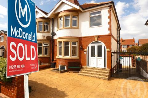 6 Pennystone Road, Blackpool, FY2 9HL