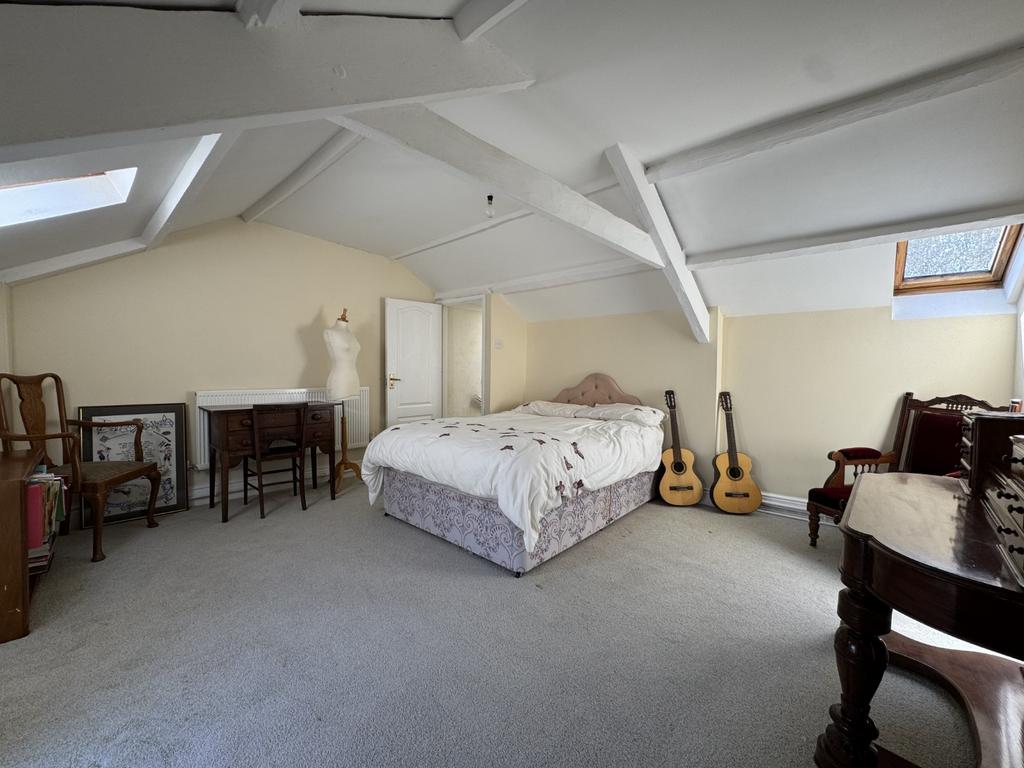 Rear Bedroom 5 2