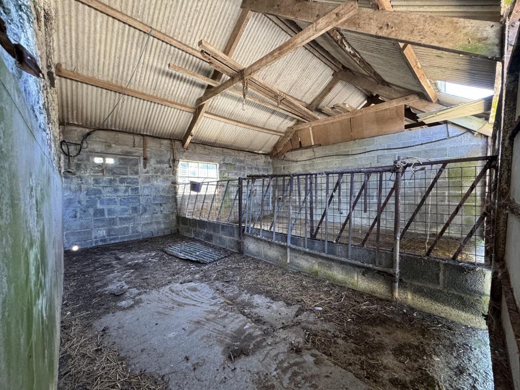 Outbuildings 2 &amp; 3