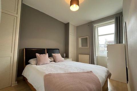 1 bedroom flat to rent, 39C Nellfield Place, West End, Aberdeen, AB10