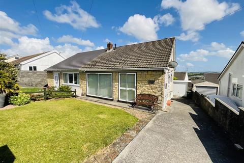 2 bedroom detached bungalow for sale, Oaklands, Llanelli