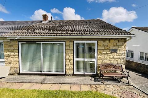 2 bedroom detached bungalow for sale, Oaklands, Llanelli